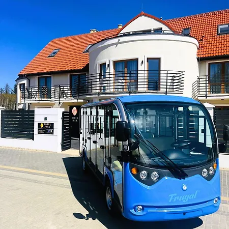 Ferienhaus Olivina Park - Z Dostepem Do Krytego Basenu, Saun, Wyzywienia I Atrakcji Dla Dzieci Niechorze