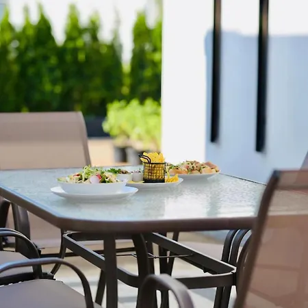 Hébergement de vacances Olivina Park - Z Dostepem Do Krytego Basenu, Saun, Wyzywienia I Atrakcji Dla Dzieci *