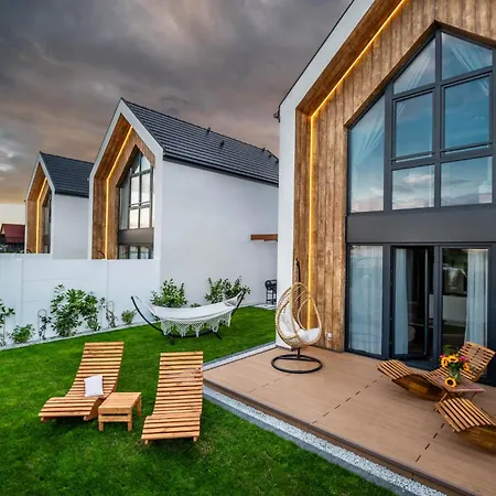 Ferienhaus Olivina Park - Z Dostepem Do Krytego Basenu, Saun, Wyzywienia I Atrakcji Dla Dzieci *
